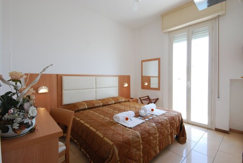 Hotel Figaro & Apartments