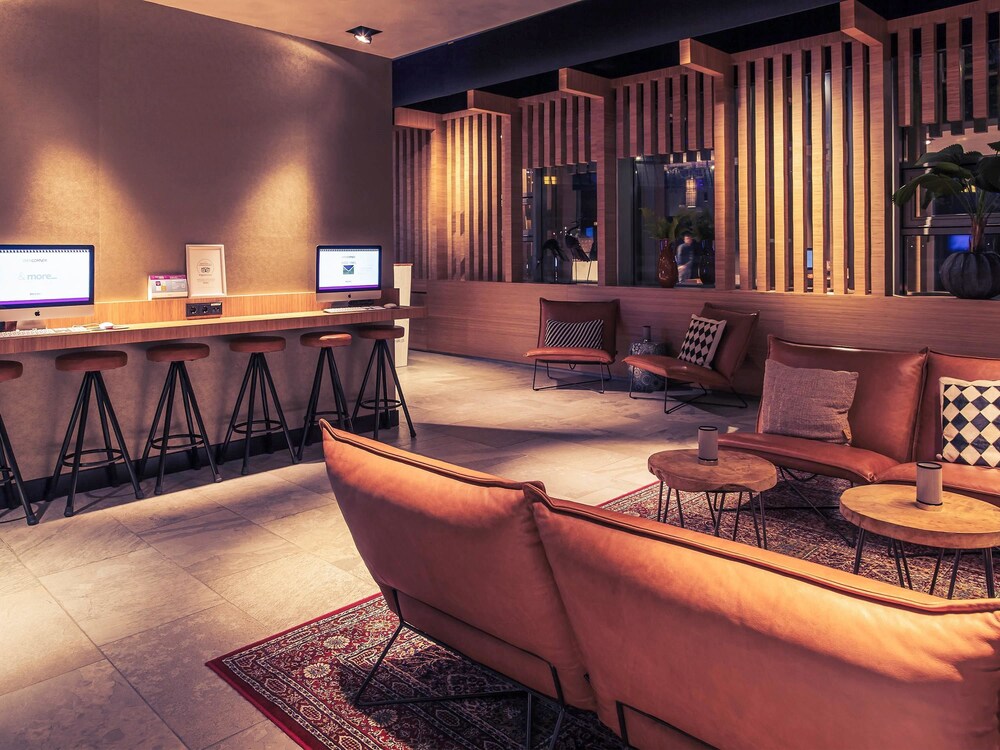 Lobby-Lounge
