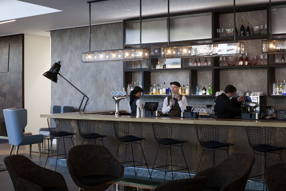 Hotel Lounge