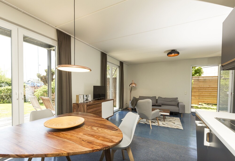 Wohnbereich (Appartment H, 1 Schlafzimmer)