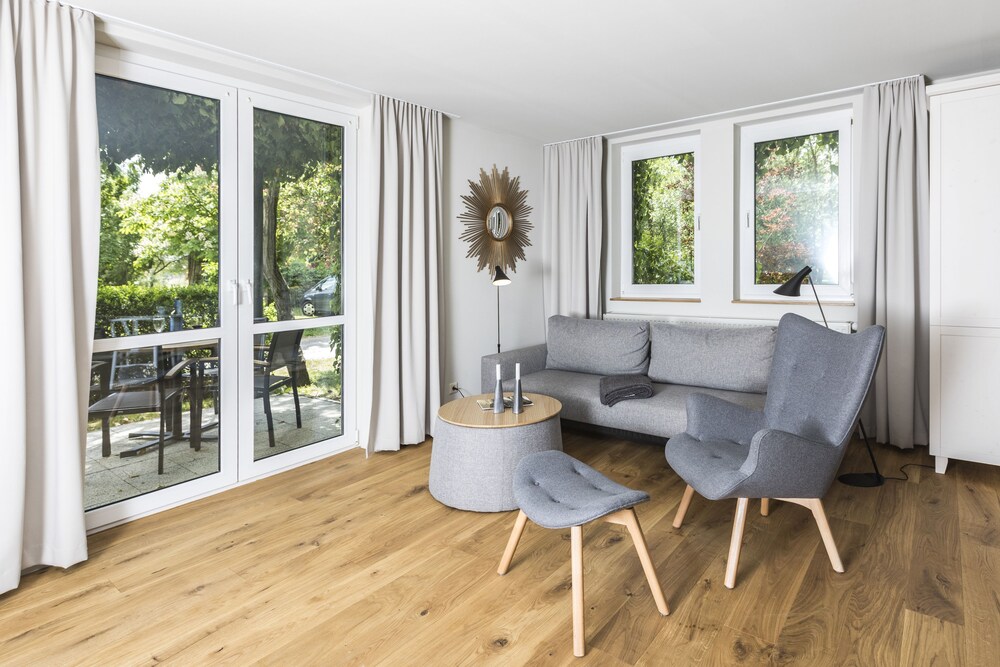 Wohnbereich (Appartment B, 2 Schlafzimmer)