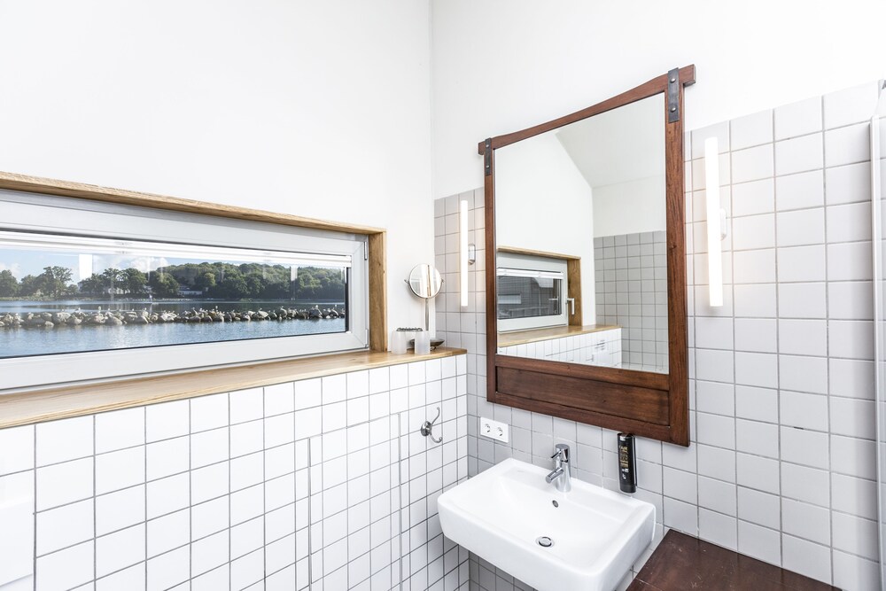 Badezimmer (Pfahlhaussuite)