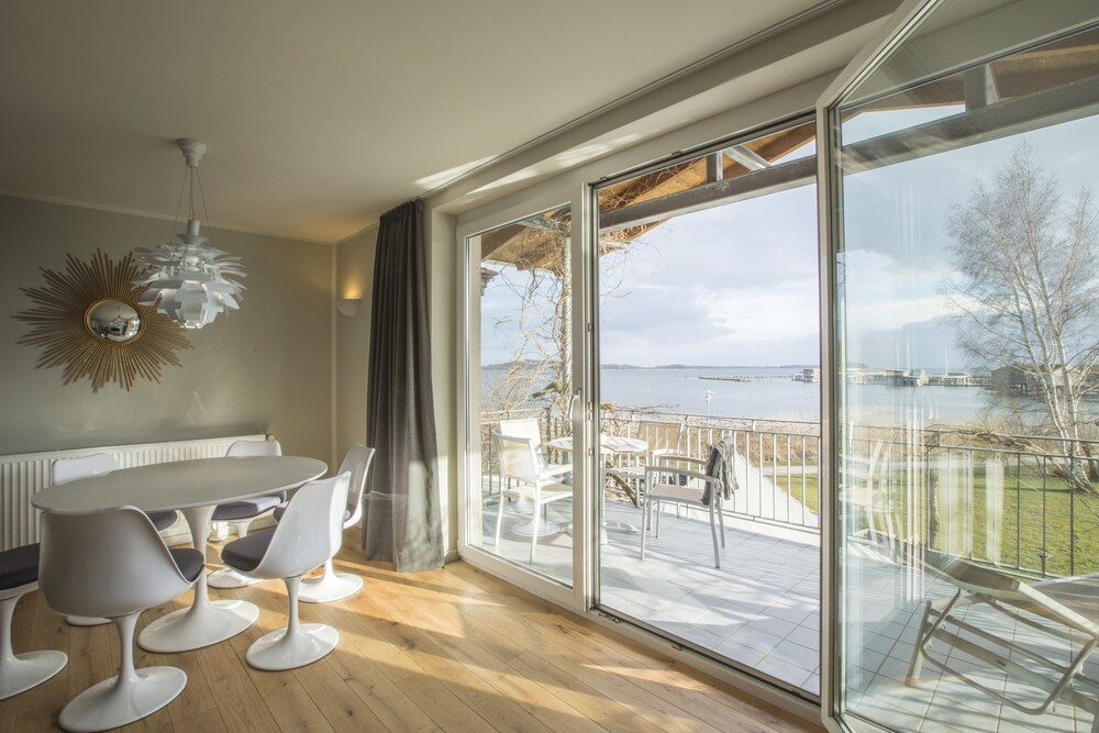 Balkon (Appartment E, Maisonette)
