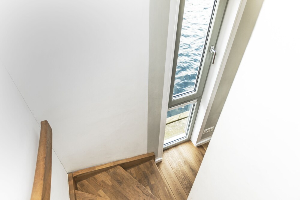 Zimmer (Schwimmendes Ferienhaus groß, 3 Schlafzimmer, Maisonette)