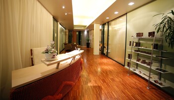 Spa Reception