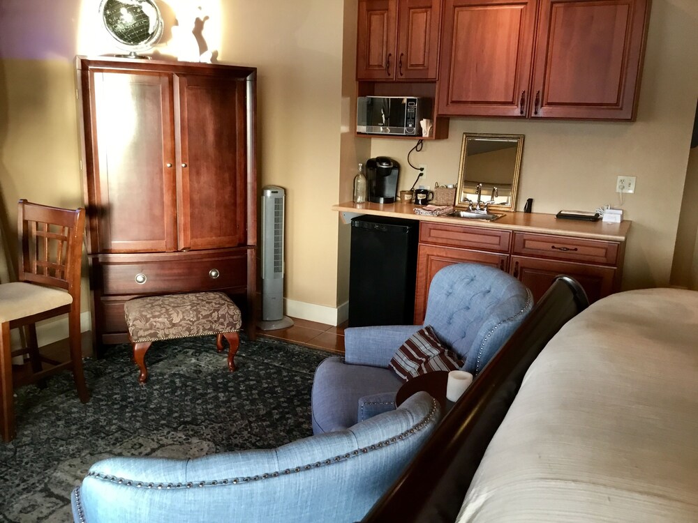 In-Room Kitchenette