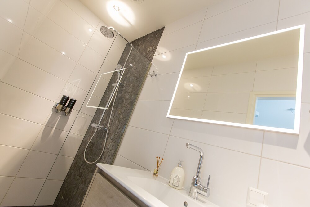 Badkamer: Standaard appartement (Second Floor)