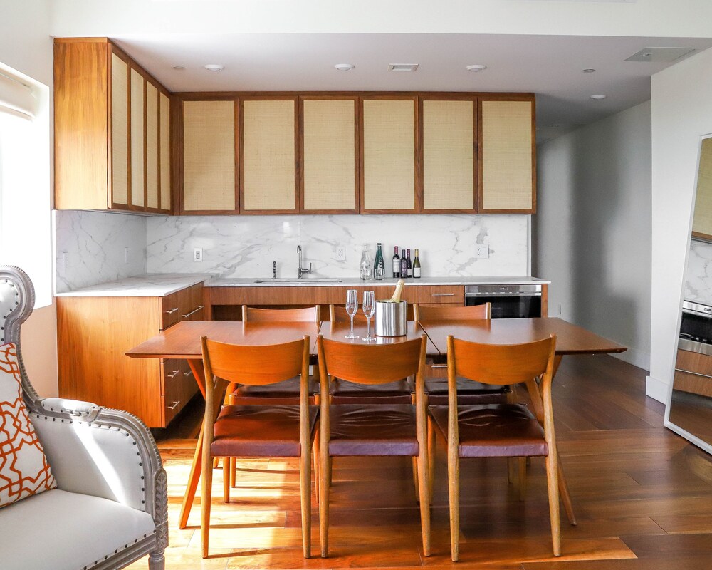 In-Room Kitchen