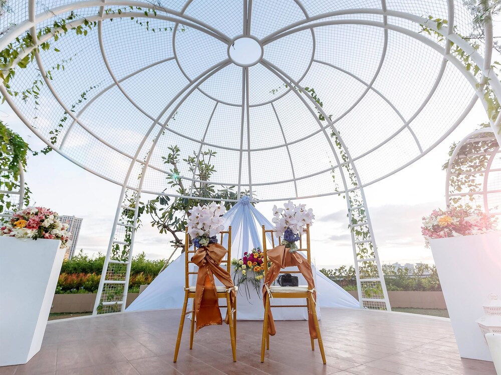 Indoor Wedding
