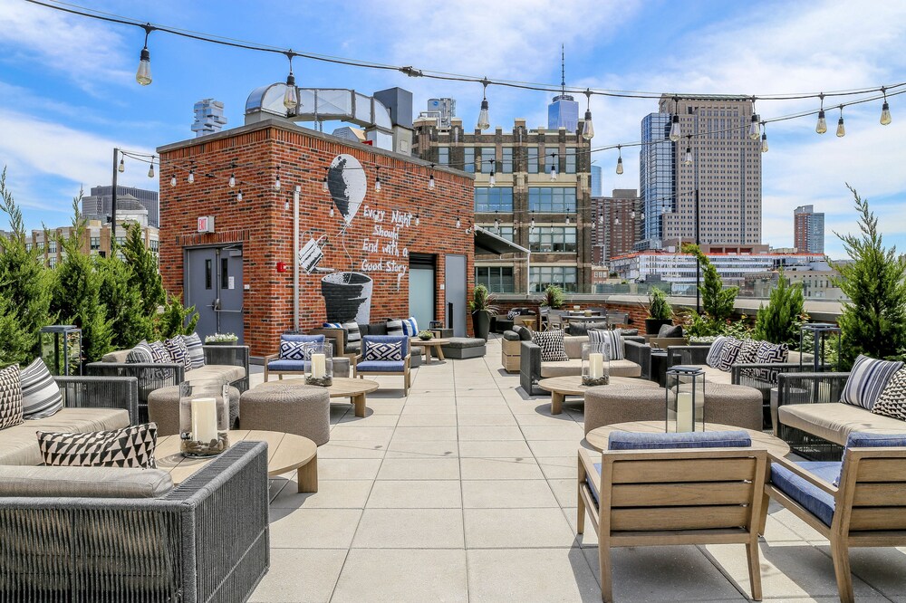 Sundeck