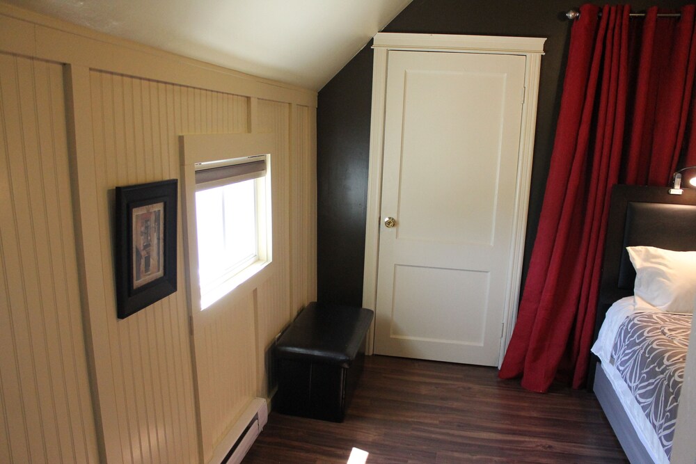 Apartment, 1 Bedroom (Queen Bed) - Guestroom