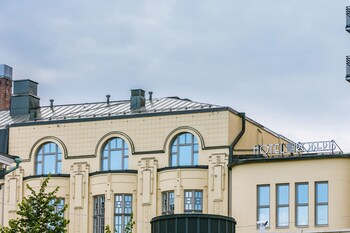 Hotel Front