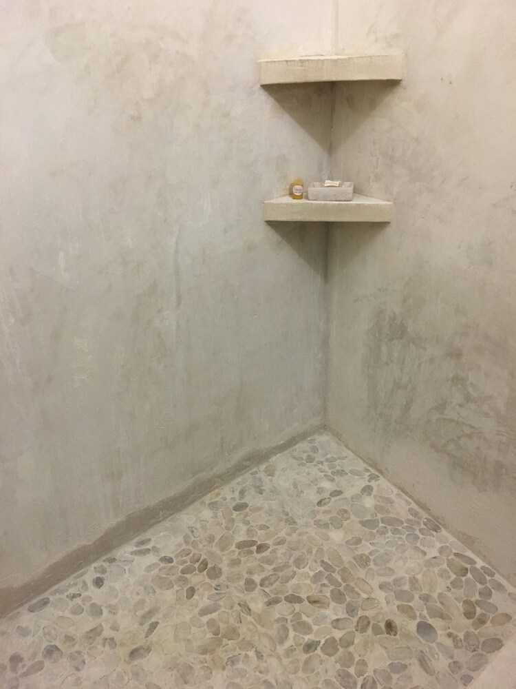욕실 샤워 시설