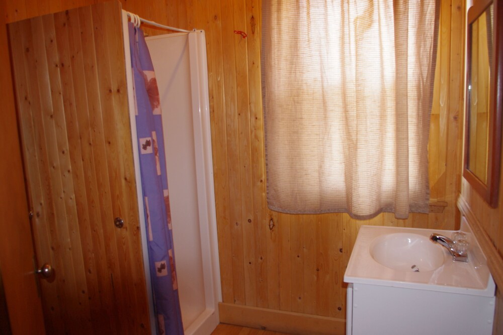 Family Chalet, 3 Bedrooms, Lanai, Lakeside - Bathroom
