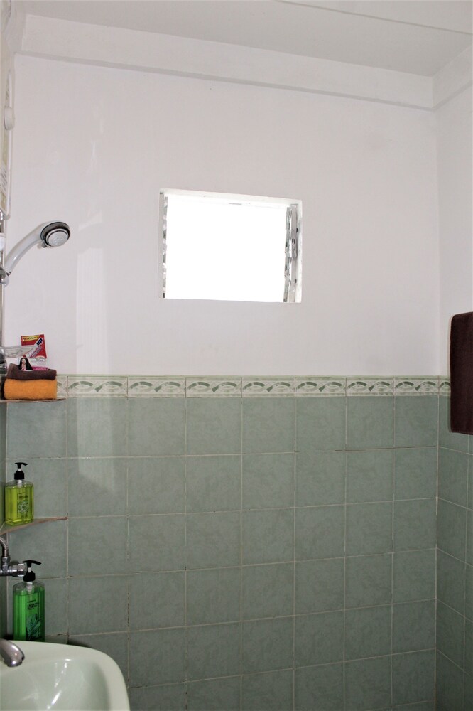 욕실 (Budget Studio)