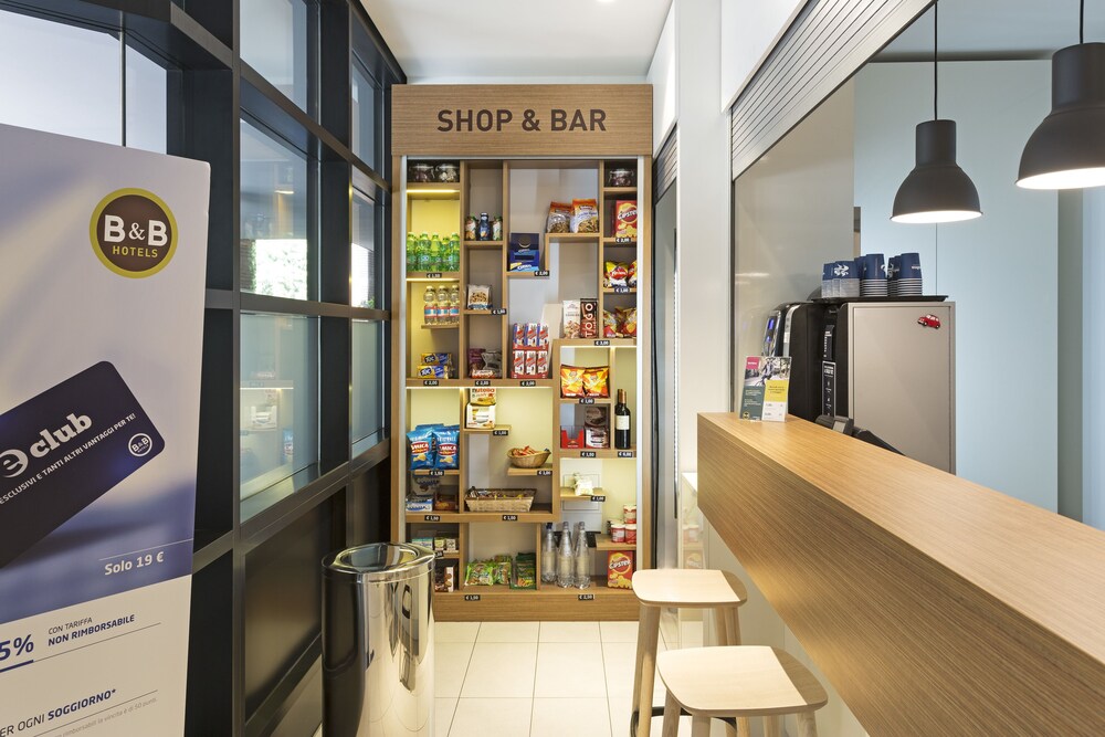 Snack Bar