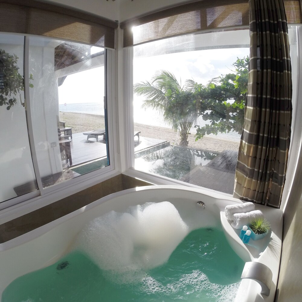 Jetted Tub