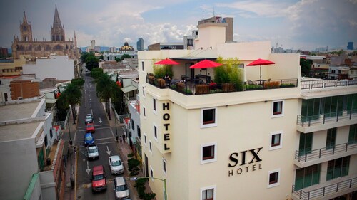 Six Hotel