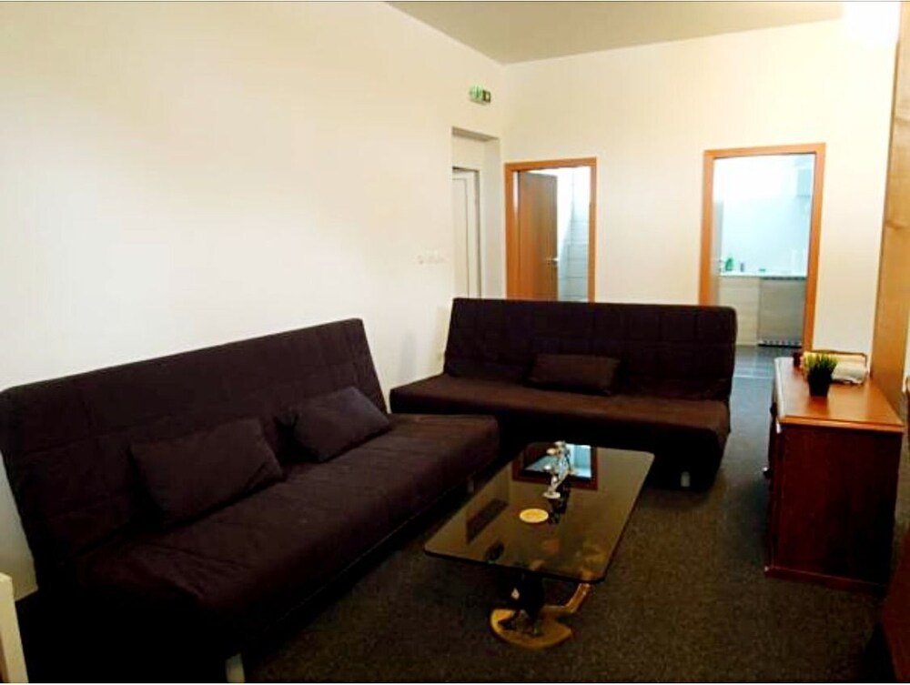 Wohnzimmer (Familienapartment)