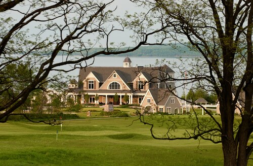 The Inn at Cobble Beach