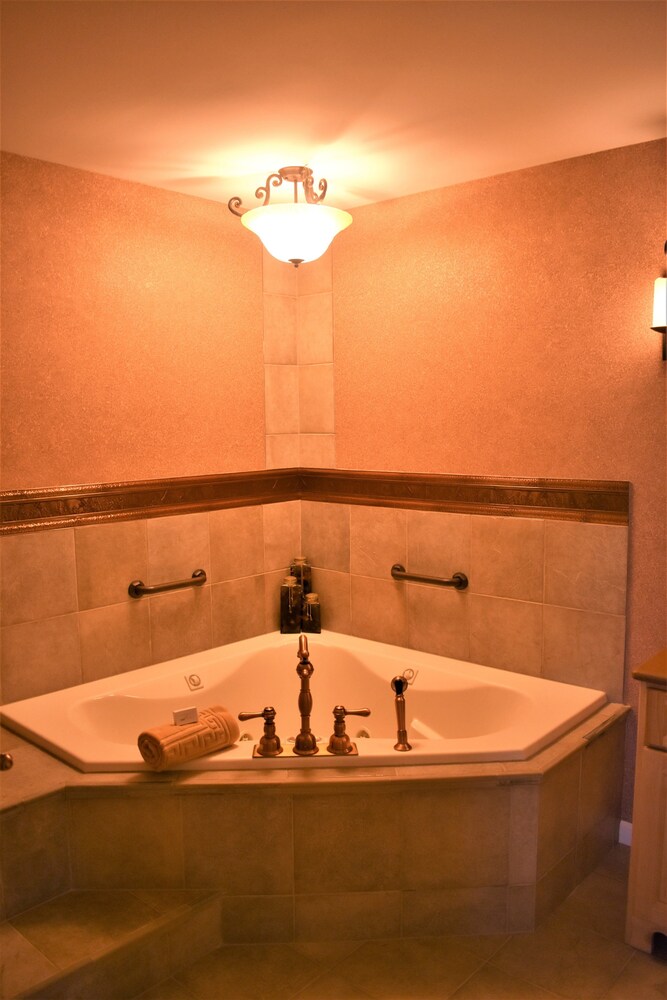 Jetted Tub