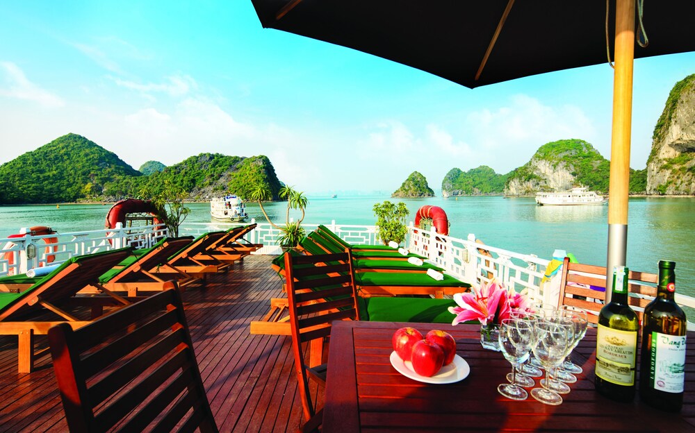 Khu tắm nắng