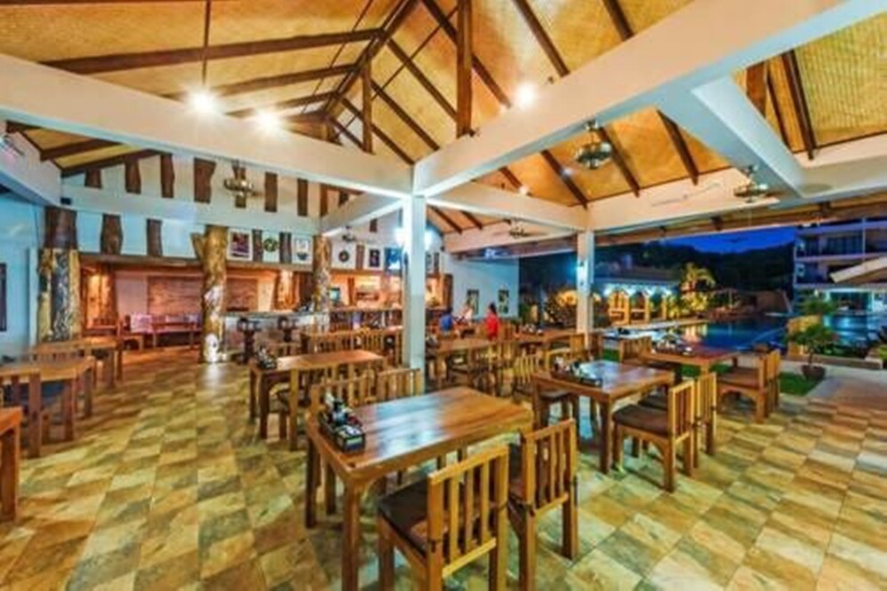 Hotel Bar