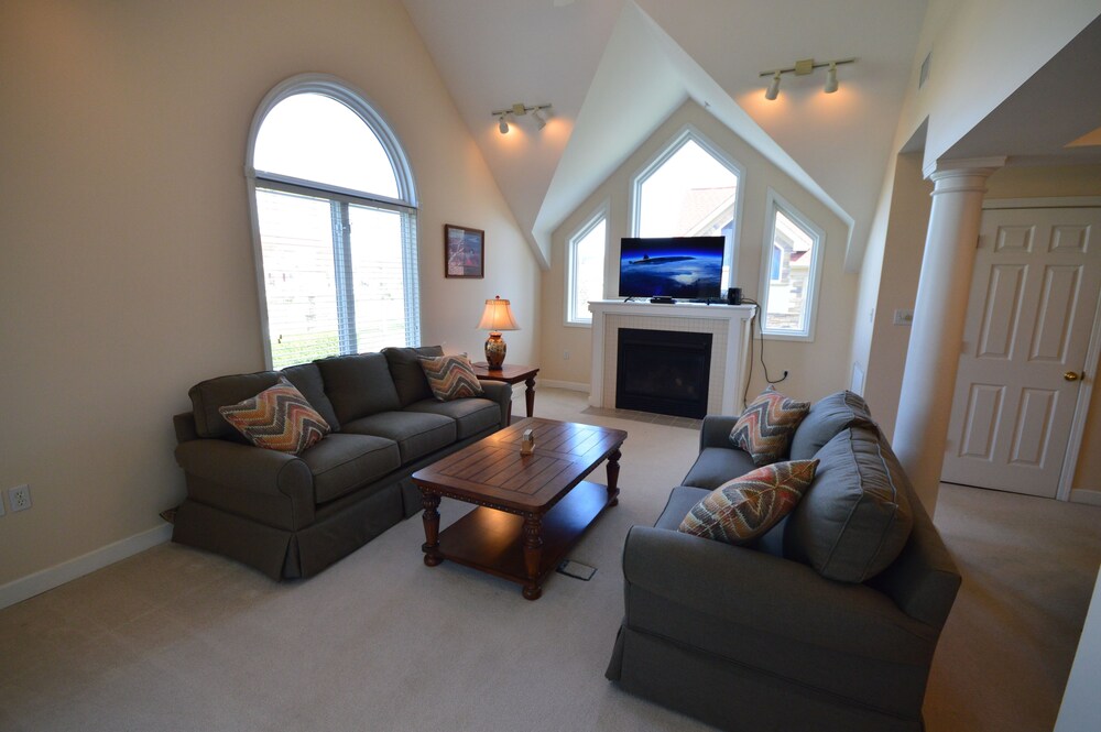 대표 사진 (콘도, 침실 1개, 전용 욕실 (Fire Place & Spa Tub))