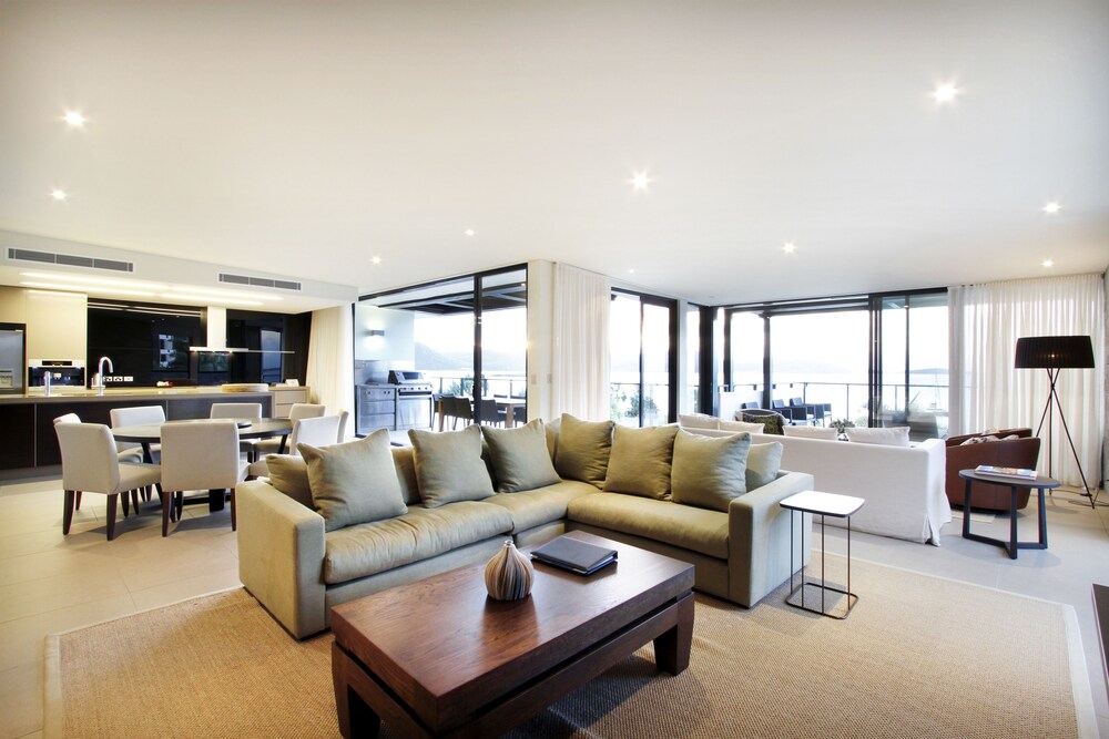 Penthouse, 4 Bedrooms, Private Pool, Ocean View - Living Area