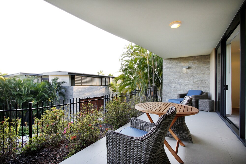 Ocean View 3 Bedroom 3 Story Villa with Private Pool - Balcony View