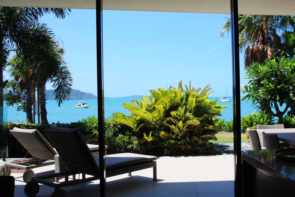 Mirage Villa with Plunge Pool – 3 Bedroom - Balcony