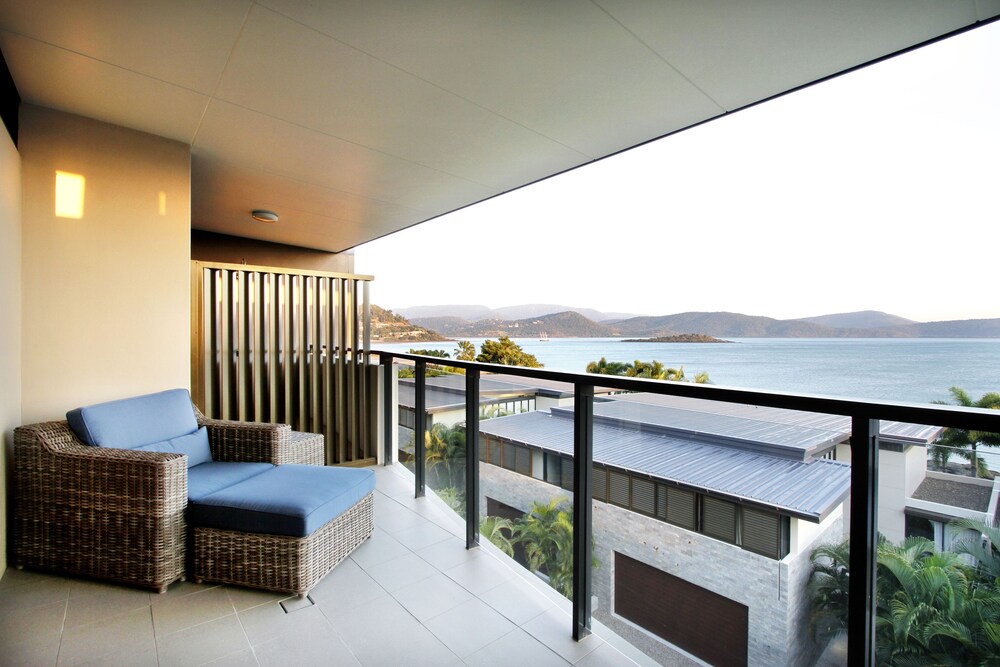 Ocean View 3 Bedroom 3 Story Villa with Private Pool - Balcony View