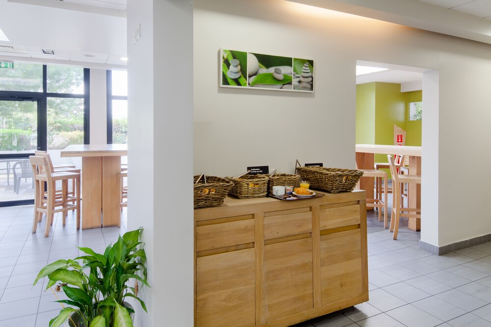 Salle de petit-déjeuner