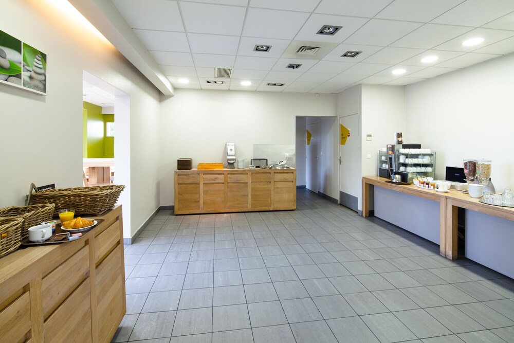 Salle de petit-déjeuner