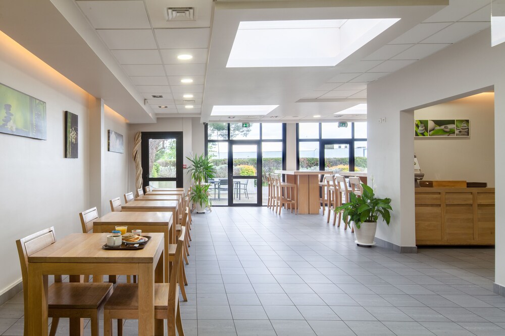 Salle de petit-déjeuner