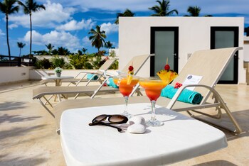 Sundeck