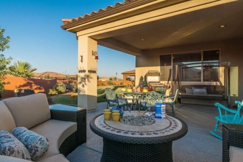 Premium House, 6 Bedrooms (Grand View Estate #3) - Terrace/Patio