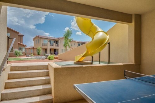 Luxury House, 6 Bedrooms (Poolside Oasis) - In-Room Amenity