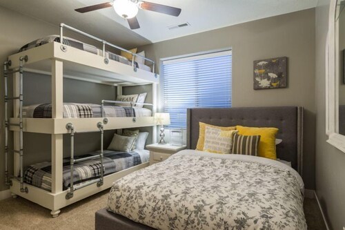 Premium House, 6 Bedrooms (Grand View Estate #3) - Guestroom