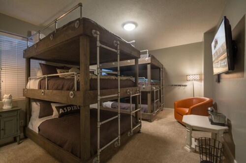 Premium House, 6 Bedrooms (Grand View Estate #3) - Guestroom