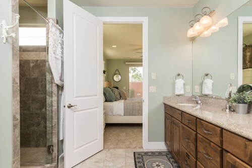 Premium House, 6 Bedrooms (Grand View Estate #3) - Bathroom