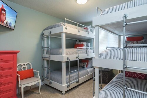 Premium House, 6 Bedrooms (Grand View Estate #3) - Guestroom