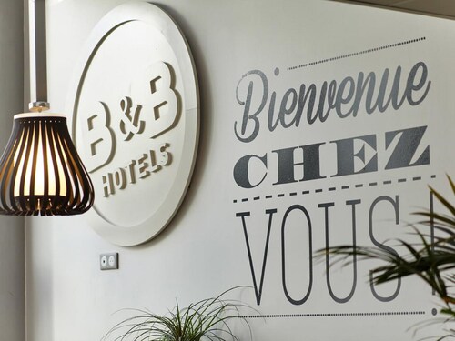 B&B Hotel Bordeaux Lac Sur Bruges