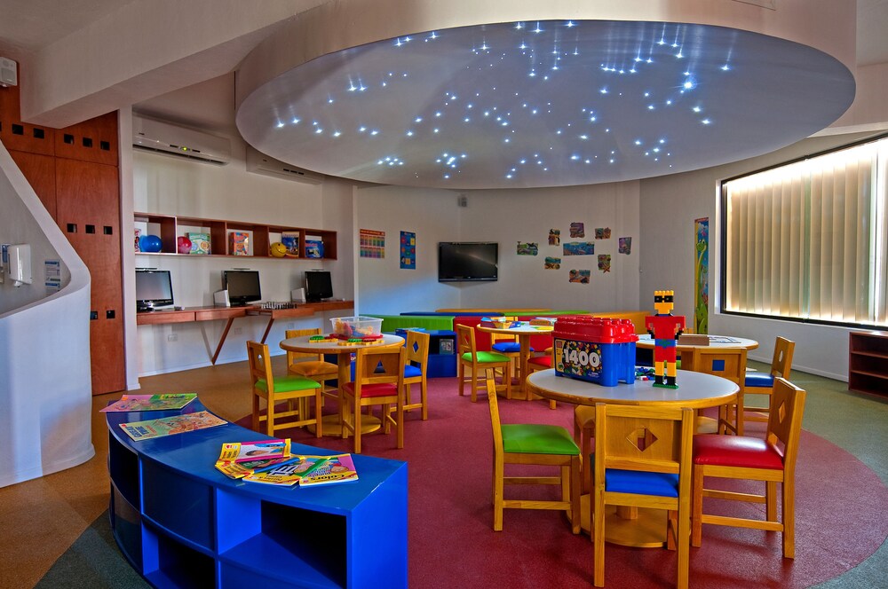 Childrens Play Area - Indoor