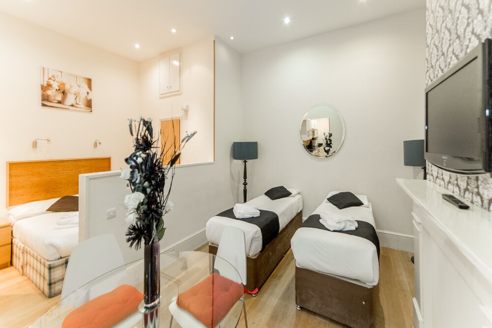거실 공간 (슈피리어 스튜디오, 주방 (sleeps 4))