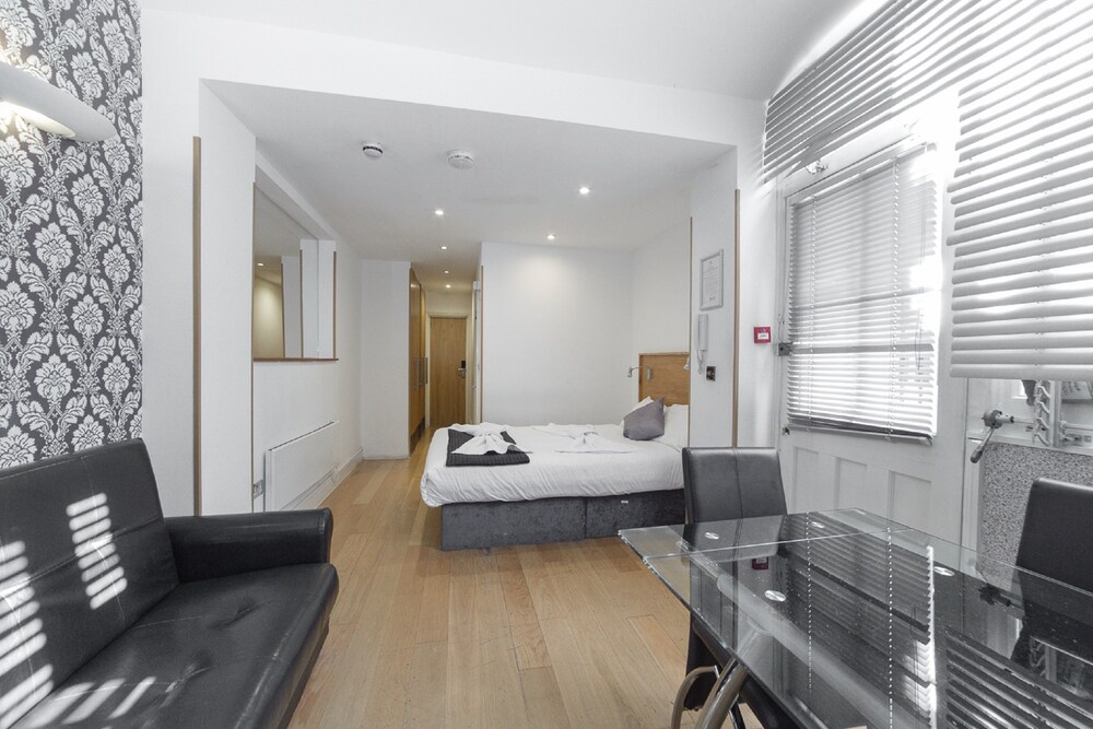 거실 공간 (슈피리어 스튜디오, 주방 (sleeps 3))