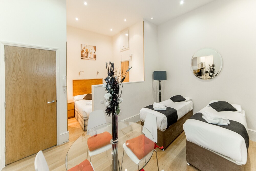 객실 전망 (슈피리어 스튜디오, 주방 (sleeps 4))