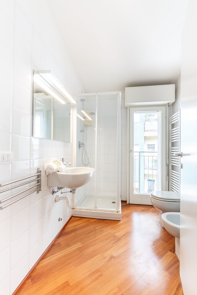 욕실 (Suitelowcost Crispi Moscova (Via Francesco Crispi 5/A ))