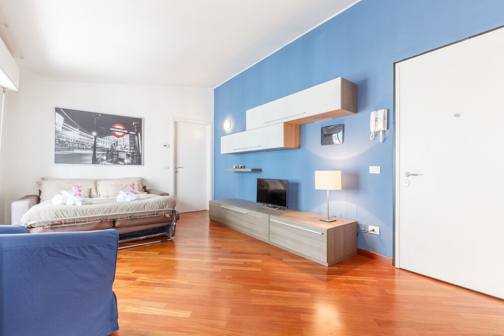객실 (Suitelowcost Crispi Moscova (Via Francesco Crispi 5/A ))