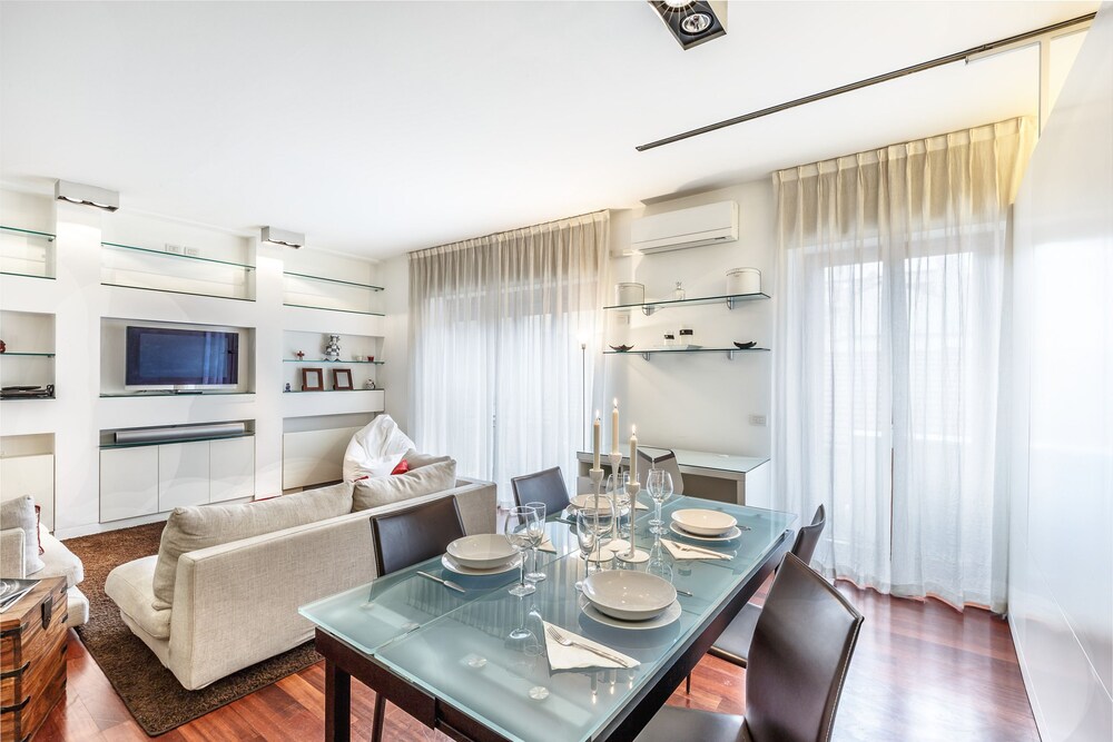 거실 공간 (Suitelowcost Marco Polo (Via Marco Polo 7))